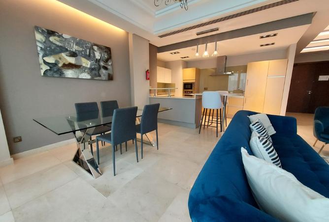 Apartment - 2 Bedrooms - 3 Bathrooms for rent in Reef Island - Capital Governorate