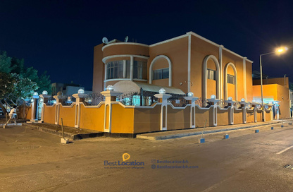 Villa - 5 Bedrooms - 7 Bathrooms for sale in Bu Kowarah - Riffa - Southern Governorate
