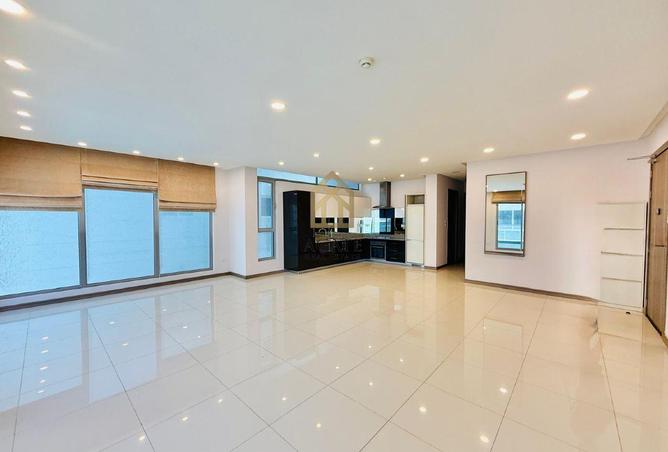 961065 - Property Image 2