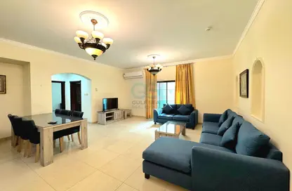 Apartment - 2 Bedrooms - 2 Bathrooms for rent in Al Juffair - Capital Governorate