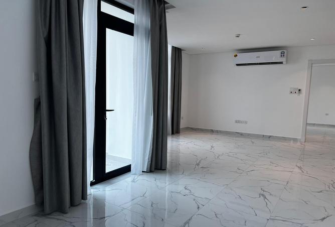 957995 - Property Main Image