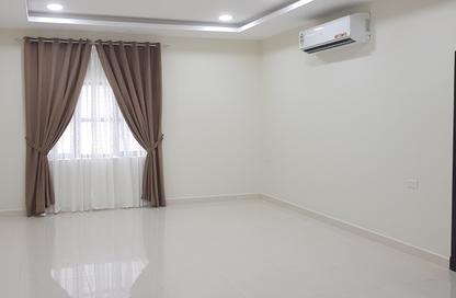 Apartment - 2 Bedrooms - 2 Bathrooms for rent in Saar - Northern Governorate