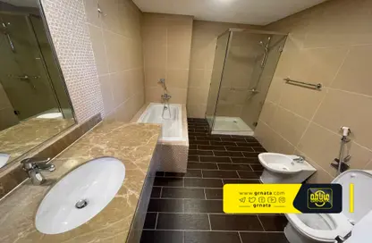 Apartment - 2 Bedrooms - 3 Bathrooms for rent in Seef - Capital Governorate