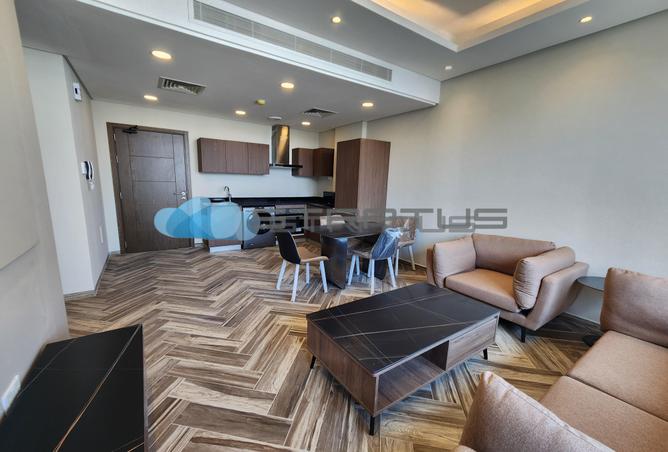 874931 - Property Image 2