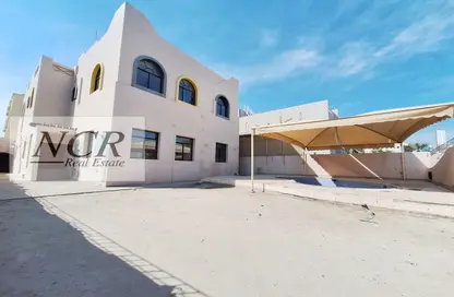 فيلا - استوديو - 7 حمامات للايجار في البرهامة - المنامة - محافظة العاصمة