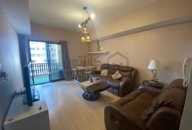 958186 - Property Image 2