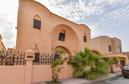 Villa - 3 Bedrooms - 4 Bathrooms for rent in Tubli - Central Governorate