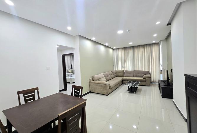 972407 - Property Image 2