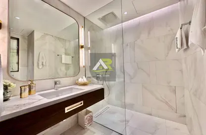 Apartment - 2 Bedrooms - 3 Bathrooms for rent in Bahrain Bay - Capital Governorate