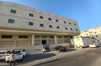 Apartment - 2 Bedrooms - 2 Bathrooms for rent in Manama Downtown - Manama - Capital Governorate