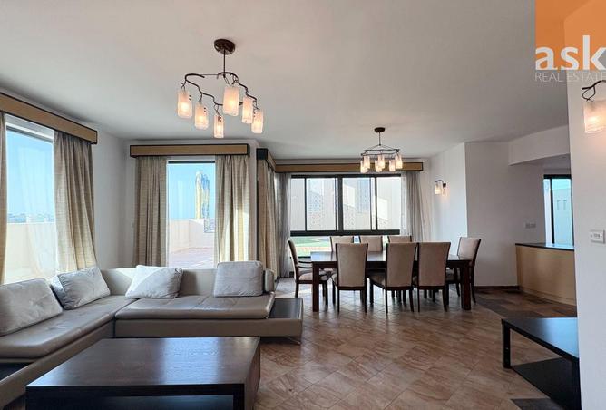 985733 - Property Main Image