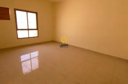 عمارة بالكامل - 8 غرف نوم - 8 حمامات للايجار في الرفاع - المحافظة الجنوبية