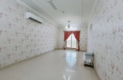 Apartment - 2 Bedrooms - 2 Bathrooms for rent in Gufool - Manama - Capital Governorate