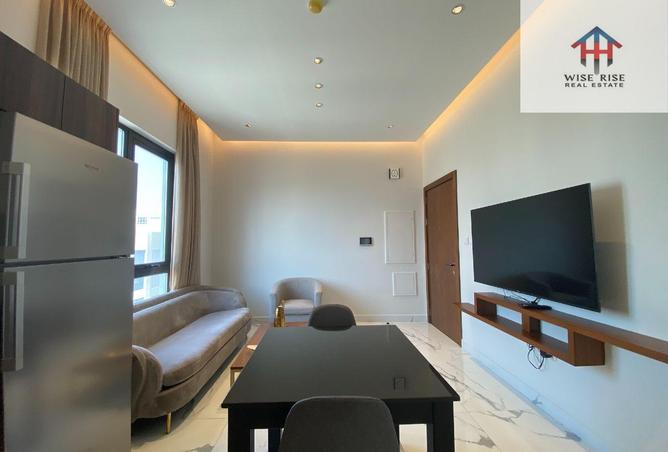 960432 - Property Image 2