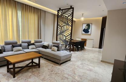 Apartment - 3 Bedrooms - 3 Bathrooms for rent in Al Juffair - Capital Governorate