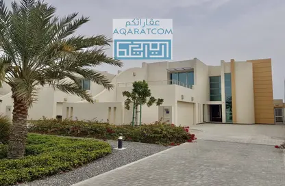 Outdoor House image for: Villa - 5 Bedrooms - 7 Bathrooms for sale in Durrat Al Bahrain - Southern Governorate, Image 1