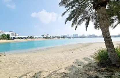 Villa - 4 Bedrooms - 5 Bathrooms for rent in Amwaj Avenue - Amwaj Islands - Muharraq Governorate