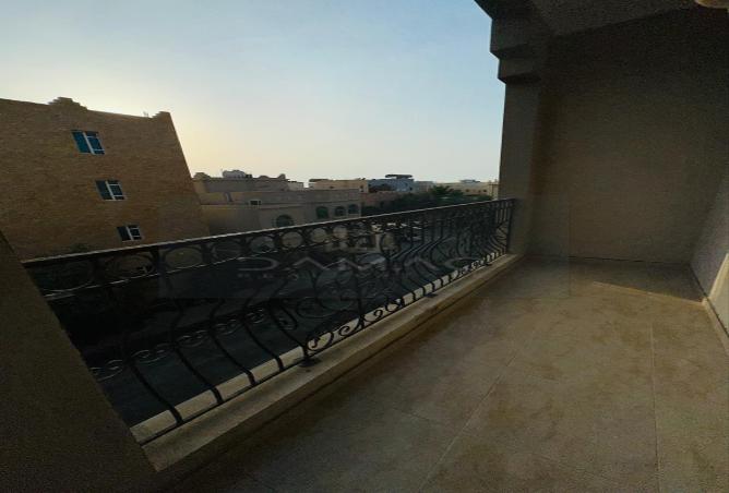 962723 - Property Image 3