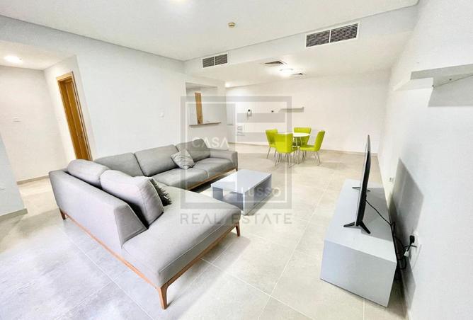 987702 - Property Image 2