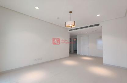 Apartment - 2 Bedrooms - 2 Bathrooms for rent in Um Al Hasam - Manama - Capital Governorate