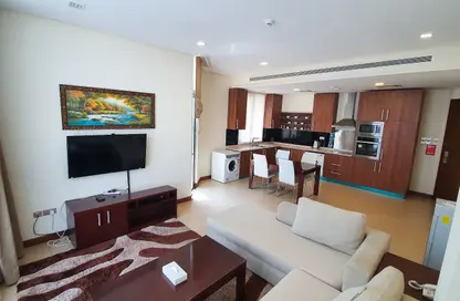 Apartment - 1 Bedroom - 2 Bathrooms for rent in Al Juffair - Capital Governorate