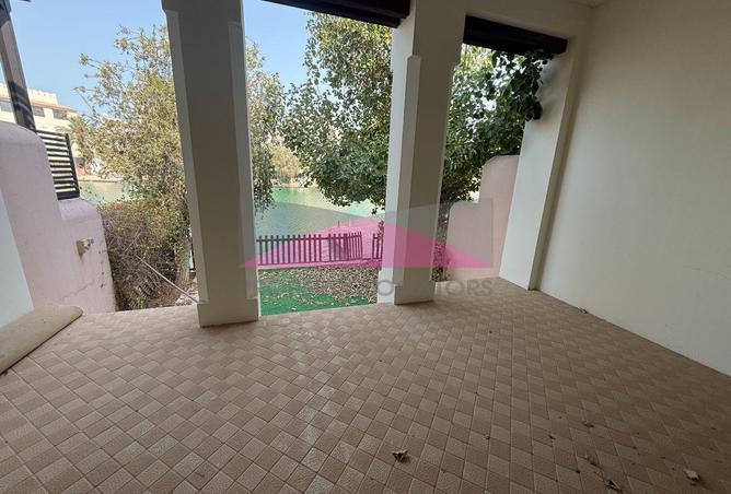 944020 - Property Image 2