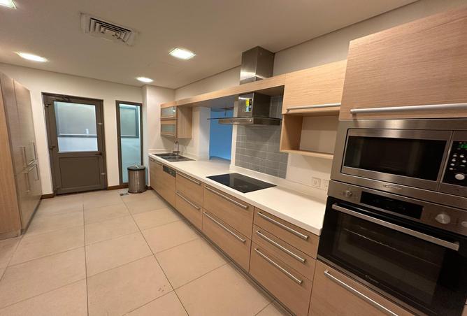 976039 - Property Image 2