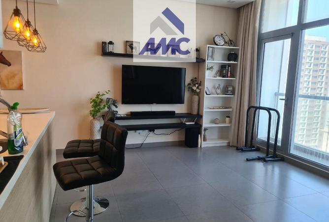 964228 - Property Image 3
