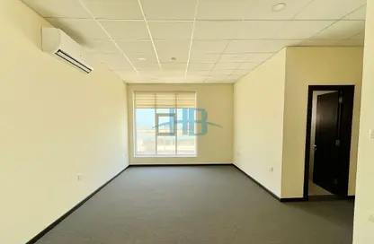 Office Space - Studio - 2 Bathrooms for rent in Galali - Muharraq Governorate