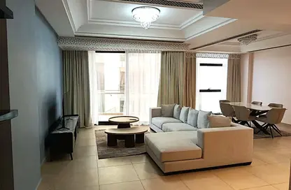 Apartment - 2 Bedrooms - 3 Bathrooms for rent in Reef Island - Capital Governorate