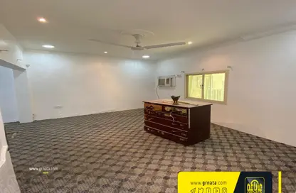 Empty Room image for: Villa - 2 Bedrooms - 2 Bathrooms for sale in Manama - Capital Governorate, Image 1
