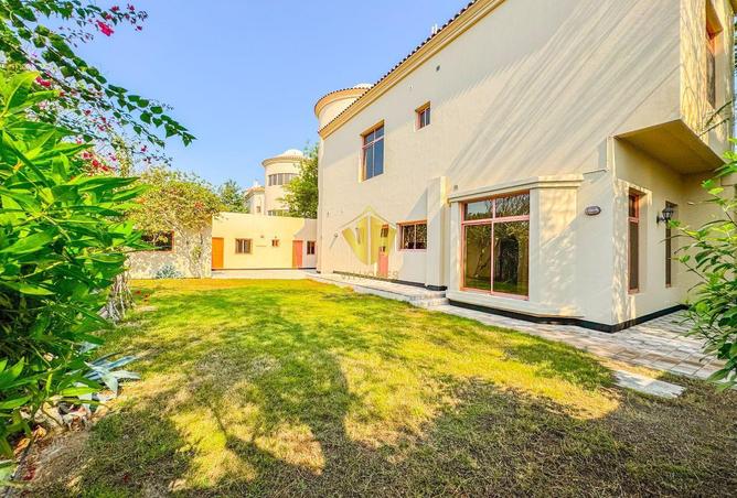 983778 - Property Image 2