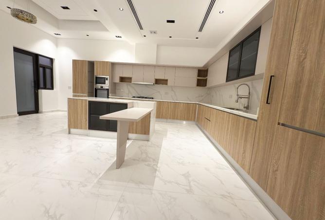 979704 - Property Image 3