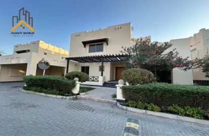 Compound - 5 Bedrooms - 6 Bathrooms for rent in Janabiya - Northern Governorate