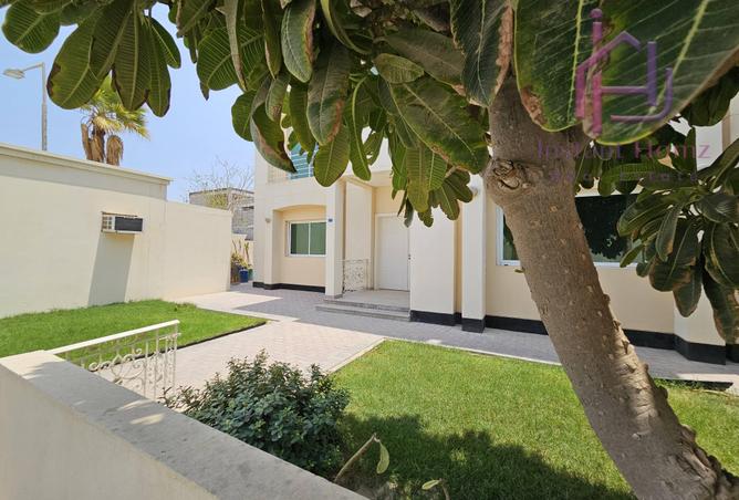 961647 - Property Image 2