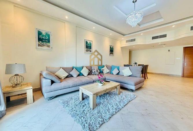 985178 - Property Image 2