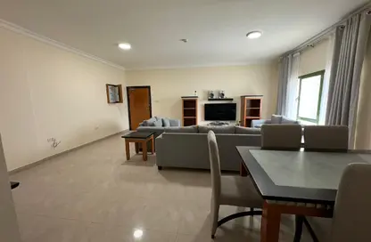 Apartment - 3 Bedrooms - 2 Bathrooms for rent in Al Juffair - Capital Governorate