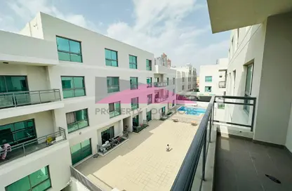 Apartment - 2 Bedrooms - 2 Bathrooms for rent in Al Juffair - Capital Governorate