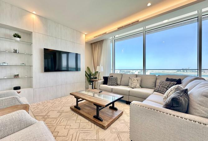 988744 - Property Image 2