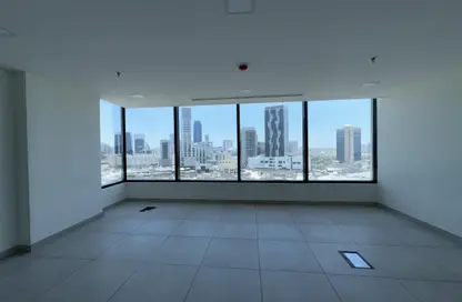 مكتب - استوديو - 1 حمام للايجار في السيف - محافظة العاصمة
