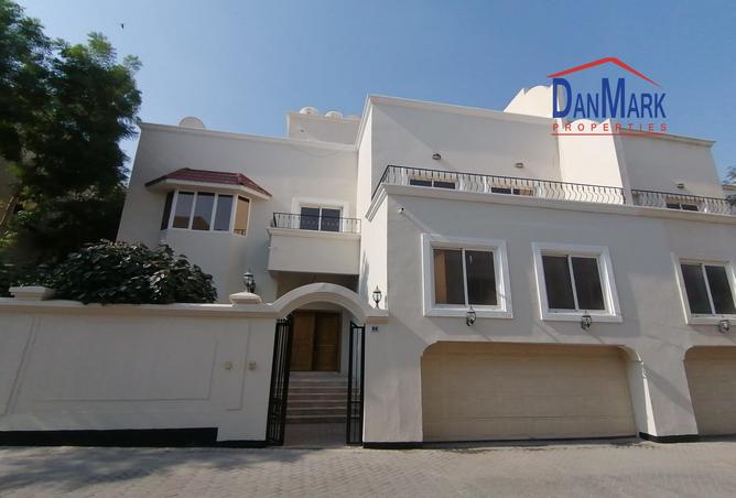 967918 - Property Image 2