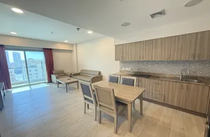 Apartment - 1 Bedroom - 2 Bathrooms for rent in Al Juffair - Capital Governorate