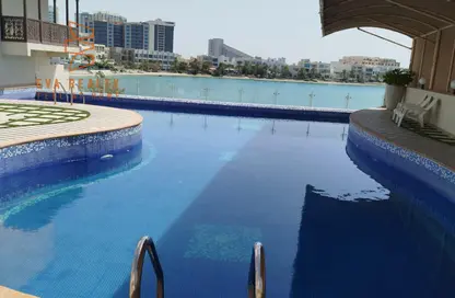 فيلا - 4 غرف نوم - 4 حمامات للايجار في النجمه - أمواج - المحرق