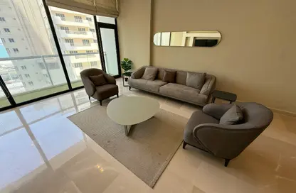 Apartment - 2 Bedrooms - 3 Bathrooms for rent in Al Juffair - Capital Governorate