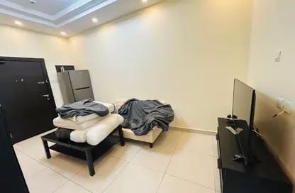 Apartment - 1 Bedroom - 1 Bathroom for rent in Al Juffair - Capital Governorate