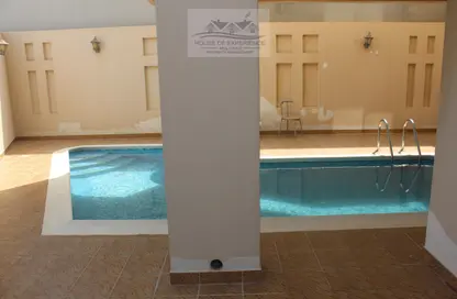 صورة لـ حوض سباحة شقة - 3 غرف نوم - 2 حمامات للايجار في سار - المحافظة الشمالية ، صورة رقم 1