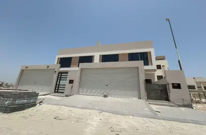 Villa - 3 Bedrooms - 5 Bathrooms for sale in Hamala - Northern Governorate