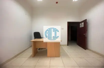 Office image for: Office Space - Studio - 1 Bathroom for rent in Salmabad - Central Governorate, Image 1