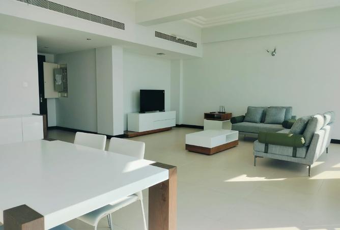 963645 - Property Image 2