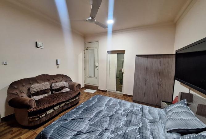 966788 - Property Image 2